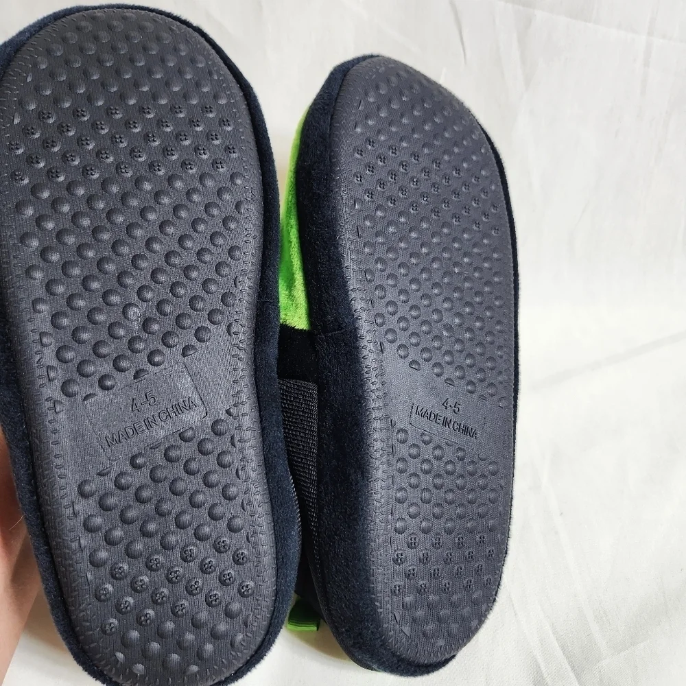Minecraft Creeper Big Boy Slippers 4-5 Rubber Sole New Gamer